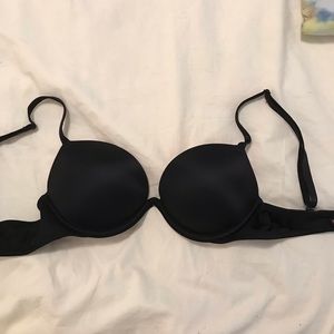Victoria’s Secret PINK bra